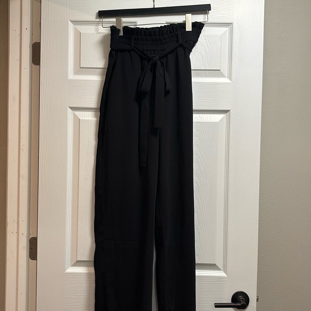excellent used condition black stretch waist tie pants